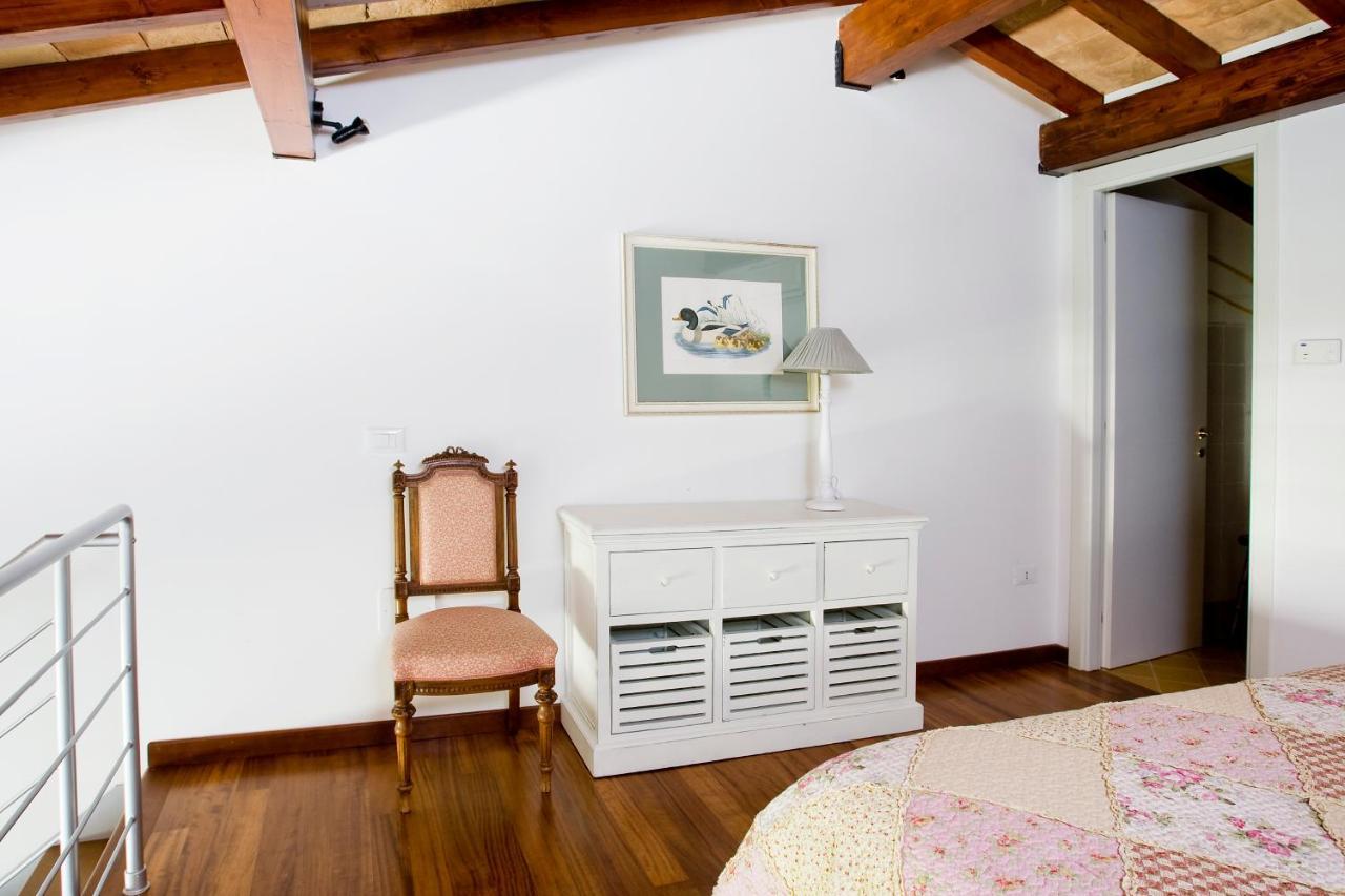 Agriturismo Potrero Grande Sul Lago Di Martignano Con Spiaggia กัมปาญญาโน ดิ โรมา ภายนอก รูปภาพ