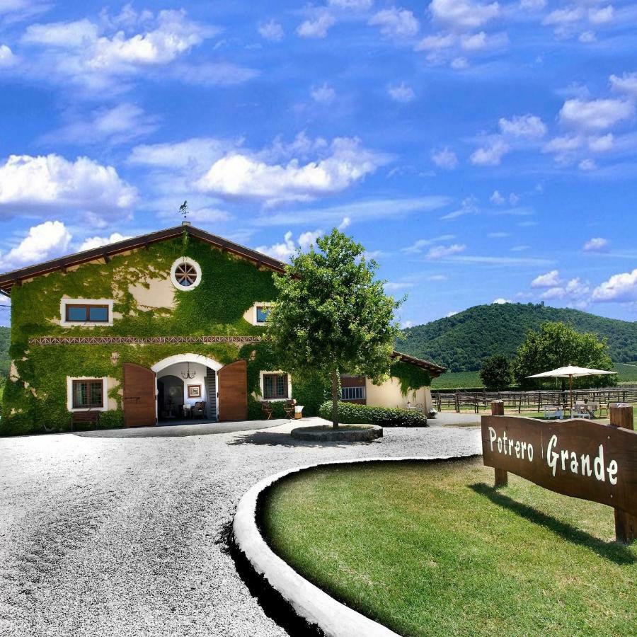 Agriturismo Potrero Grande Sul Lago Di Martignano Con Spiaggia กัมปาญญาโน ดิ โรมา ภายนอก รูปภาพ