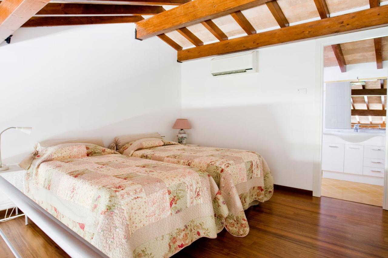 Agriturismo Potrero Grande Sul Lago Di Martignano Con Spiaggia กัมปาญญาโน ดิ โรมา ภายนอก รูปภาพ